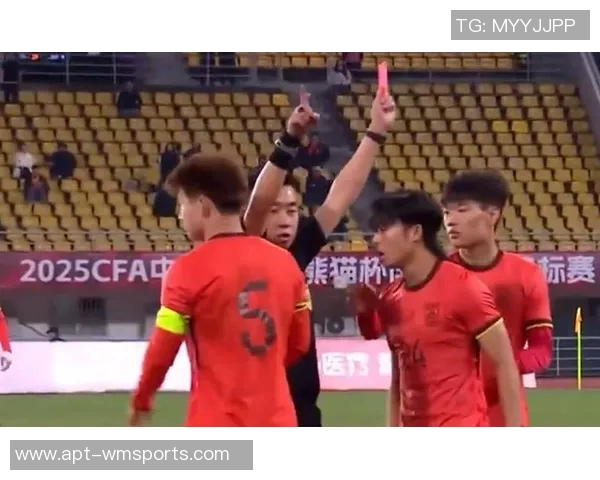 汪士钦本届表现起伏不定失误导致丢球却在对阵韩国U22中全场拼搏